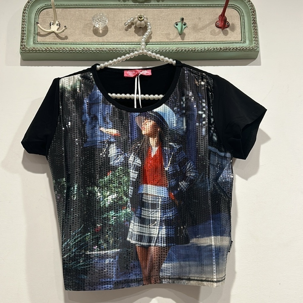 Brand new Dolls kill Clueless Y2K Dion sequin crop baby T-shirt size large black